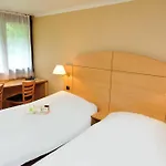 Hotel Kyriad Sedan