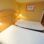 Hotel Kyriad 3*