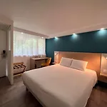 Hotel Kyriad Sedan