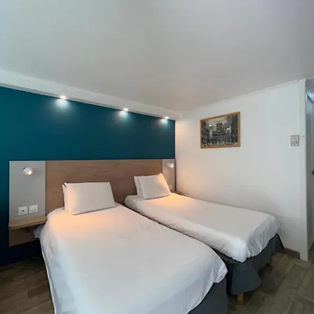 Otel Kyriad 3*