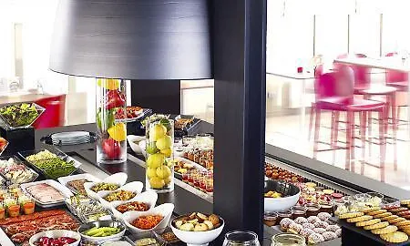 Kyriad 호텔 세단