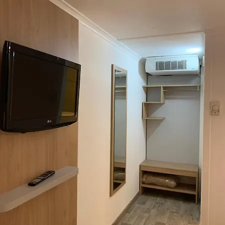 호텔 Kyriad 세단