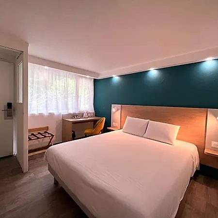Hotel Kyriad 3*